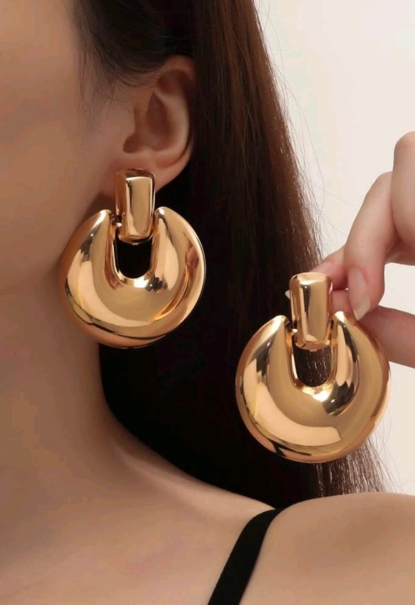 Round Drop Earrings